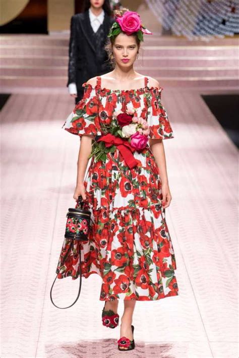 dolce gabbana prolece leto 2019|dolce and gabbana dresses.